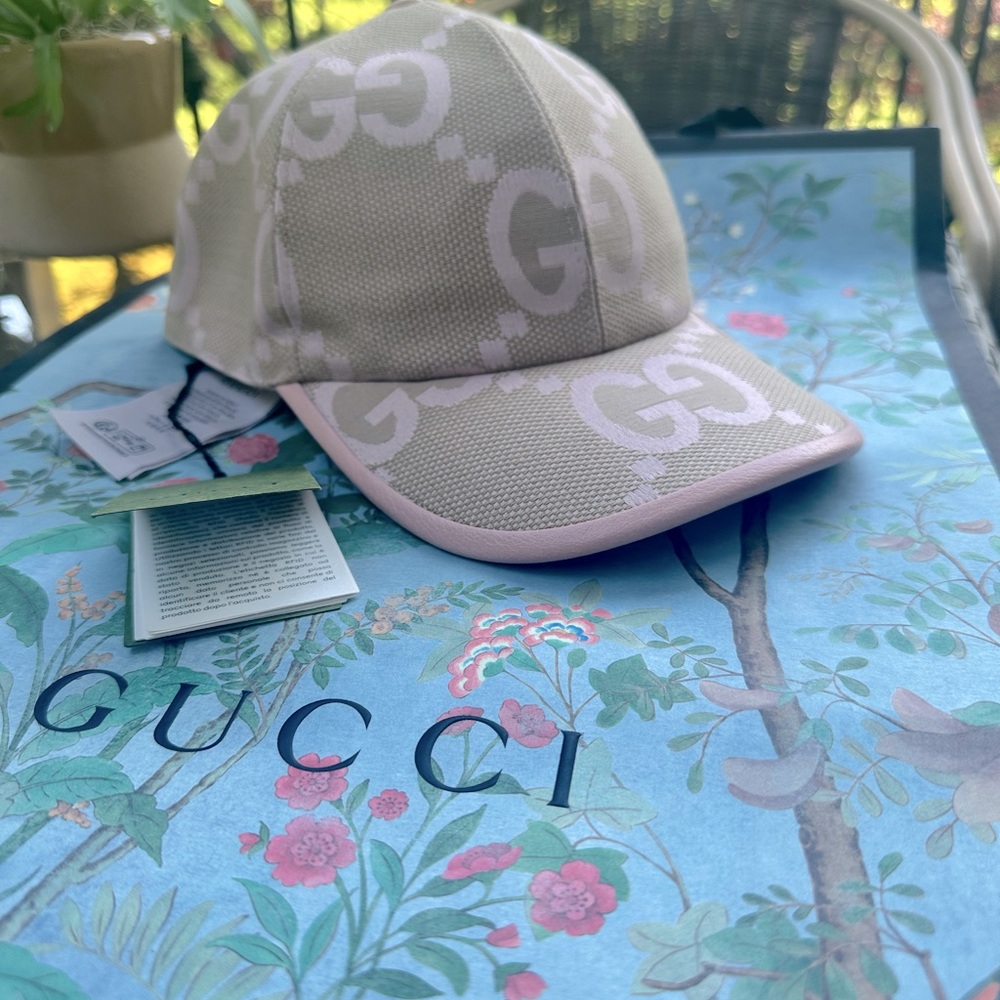 Gucci cap. Current season brand new with tags